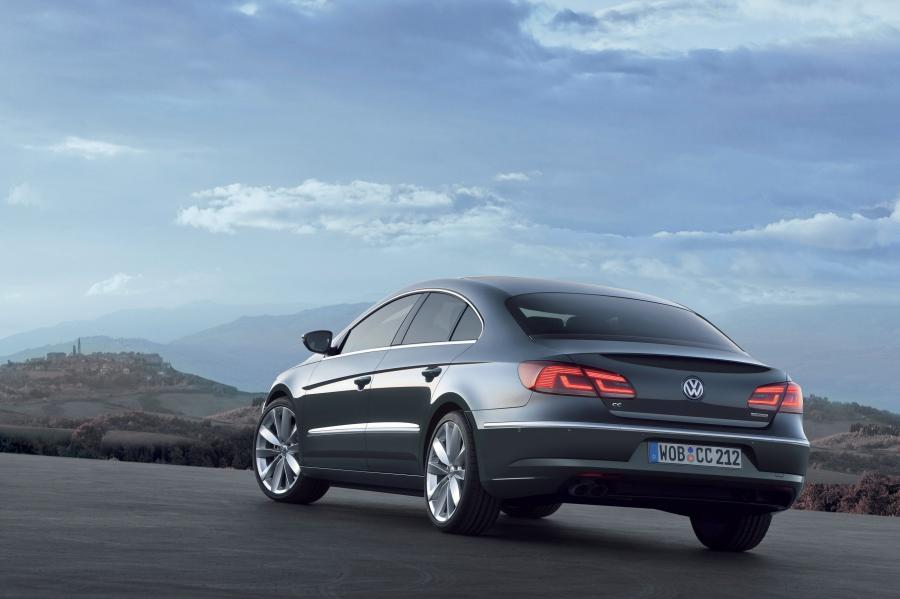  Volkswagen Passat CC 2012 года  (фото 18 из 44)